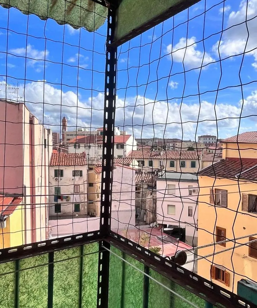 Bed & Breakfast Rooms For Rent Livorno-Center Italy